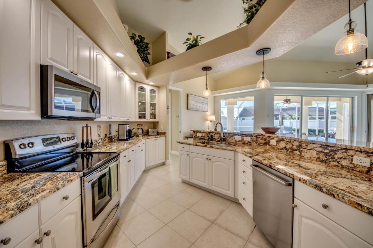 Villa-Haze, Lots Of Privacy, Solar & Electric Heated Pool And Spa Cape Coral Exterior foto