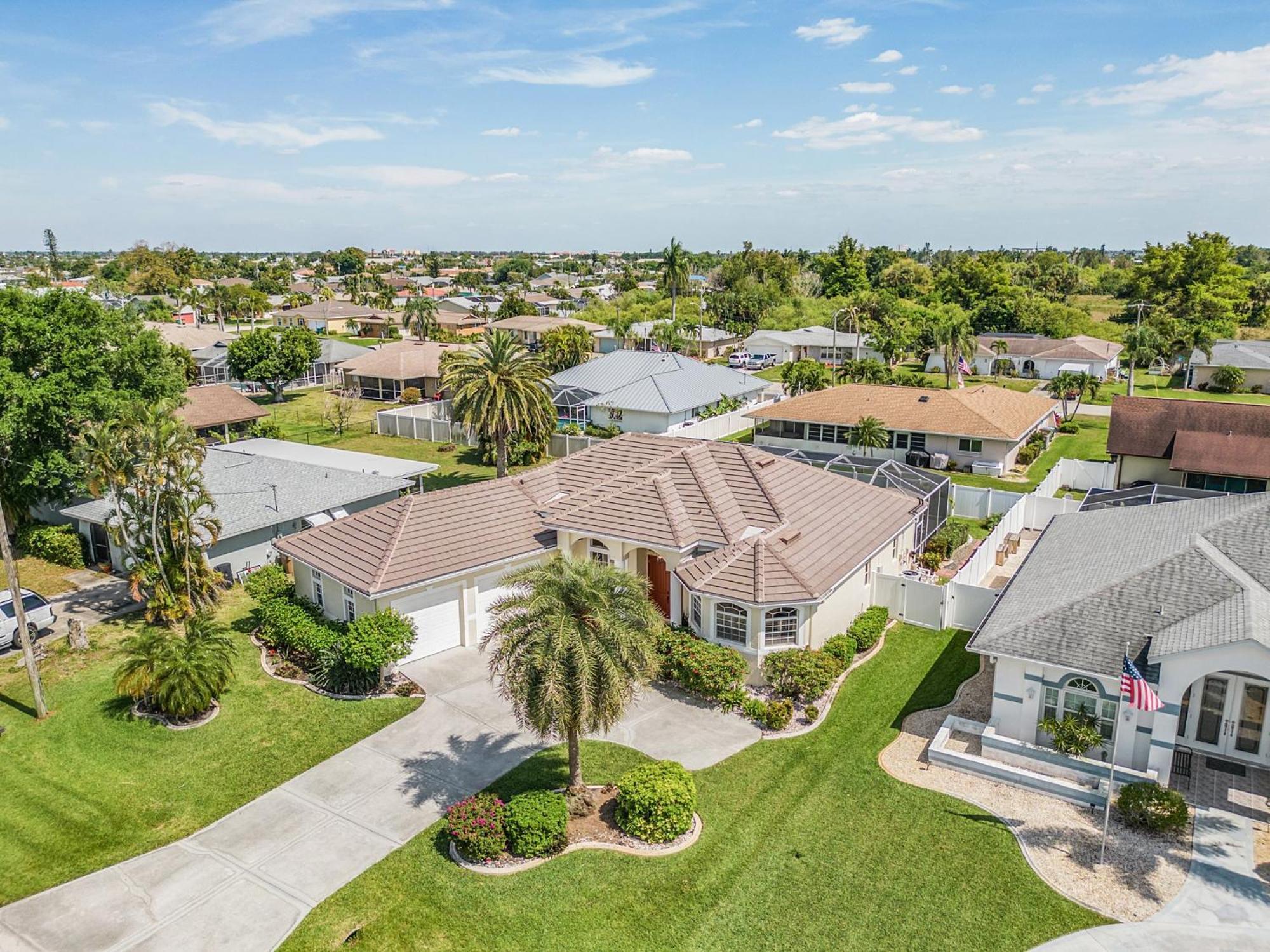 Villa-Haze, Lots Of Privacy, Solar & Electric Heated Pool And Spa Cape Coral Exterior foto